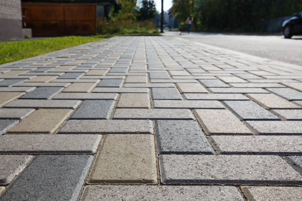 Best Decorative Driveway Paving in Stinnett, TX